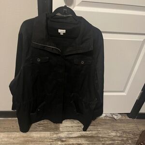 Avenue Light Trench Coat 22/24  NWOT